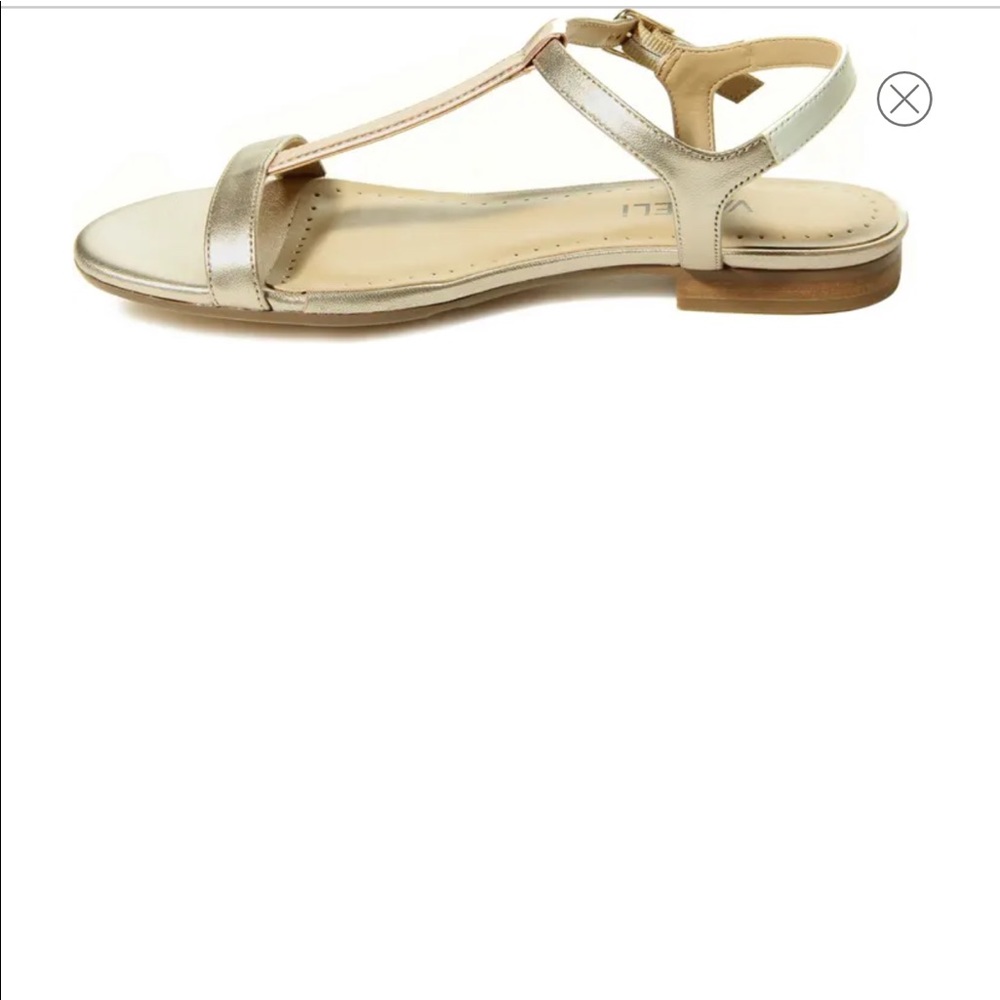 Sandals. T strap